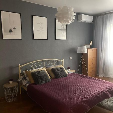 Apartment For A Pleasant Stay Oldenburg Bagian luar foto